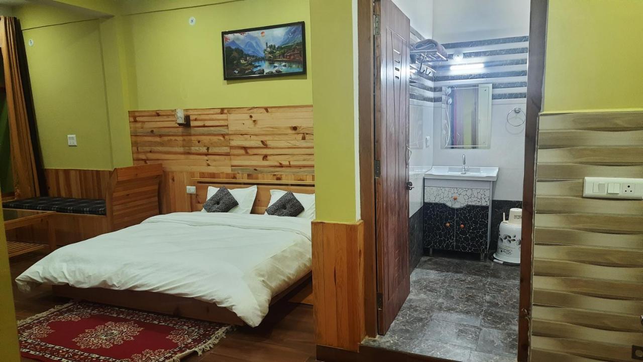 Jungal House Apartment Алмора Екстериор снимка